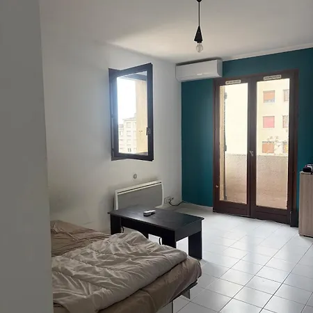 Apartment Avec Place De Parking Gratuite A L'entree De La